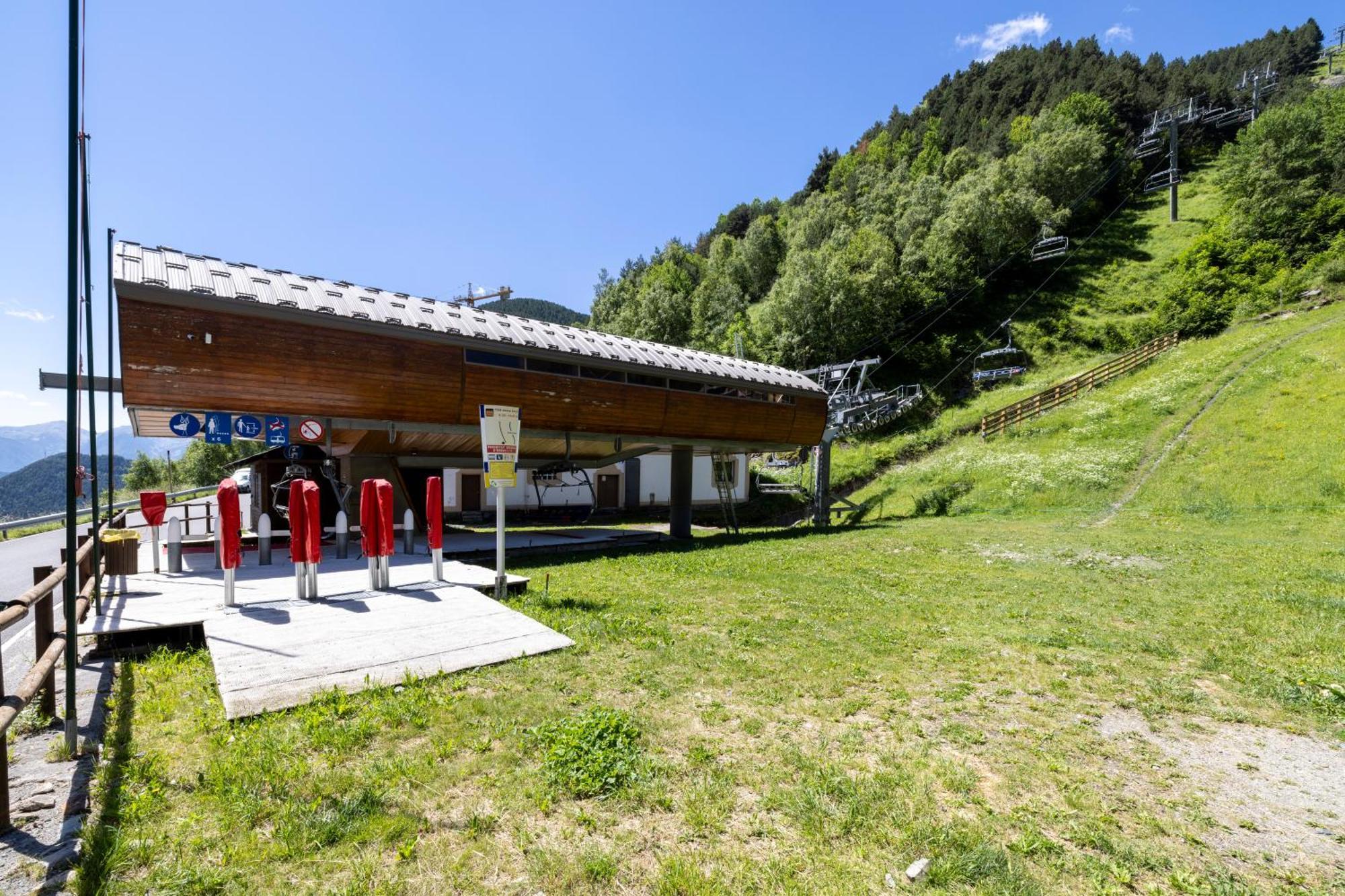 Iconic - A Pie De Pistas En 1 Minuto - Terraza Con Vistas Al Valle Arinsal - Parking Gratis L By Bonesvacances Exterior photo